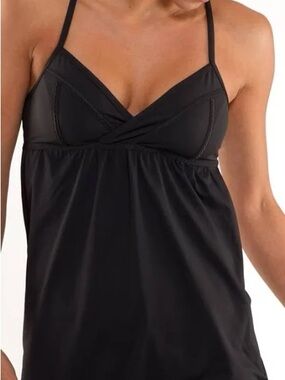Lululemon rehearsal tank